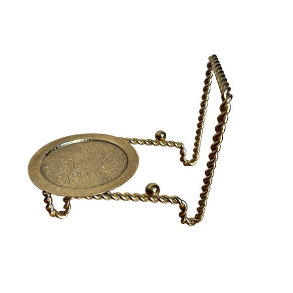 Tea Cup & and Saucer Stand Display Brass Etched Base Teacup - Picture 3 of 10